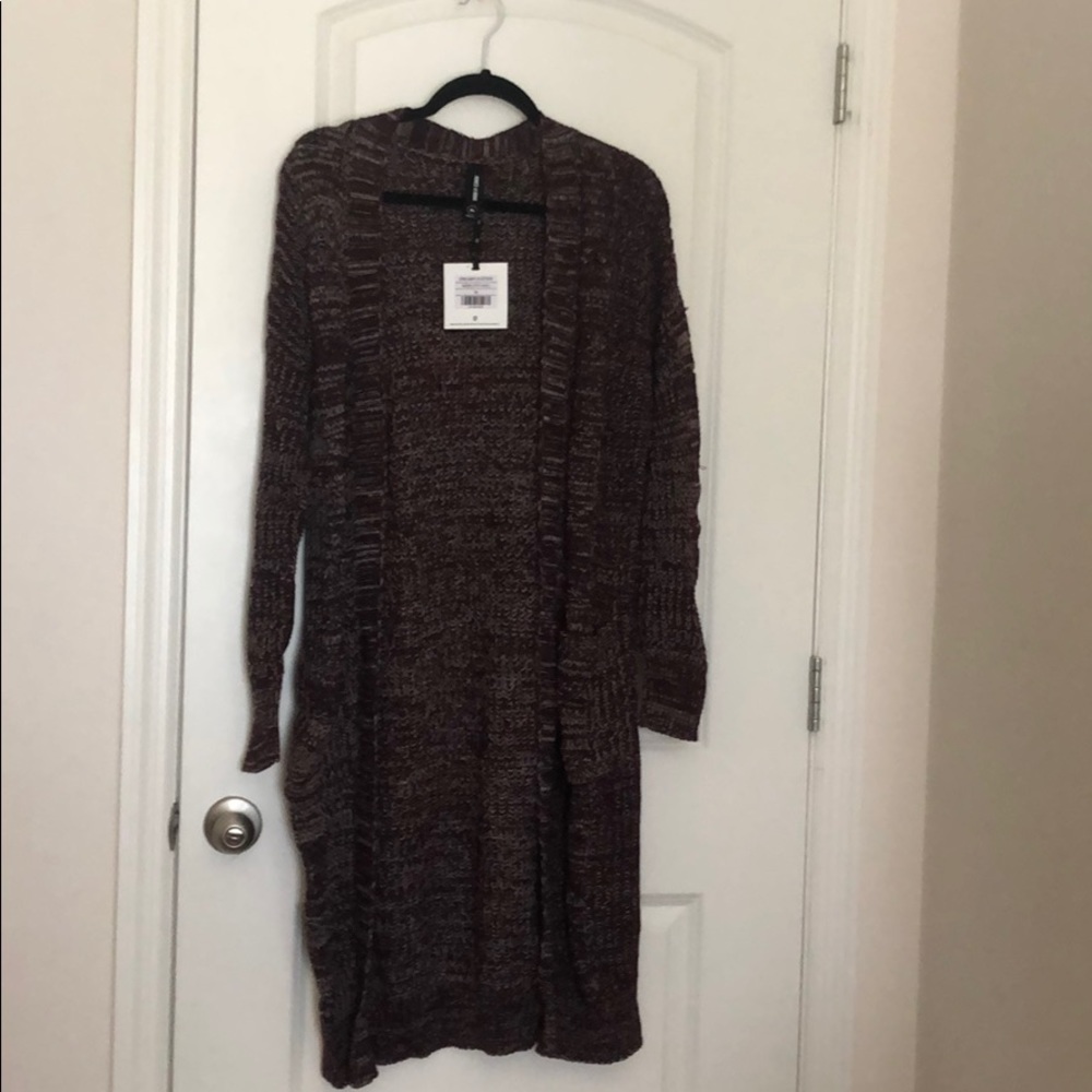 Agnes and Dora- Dreamy Duster Merlot